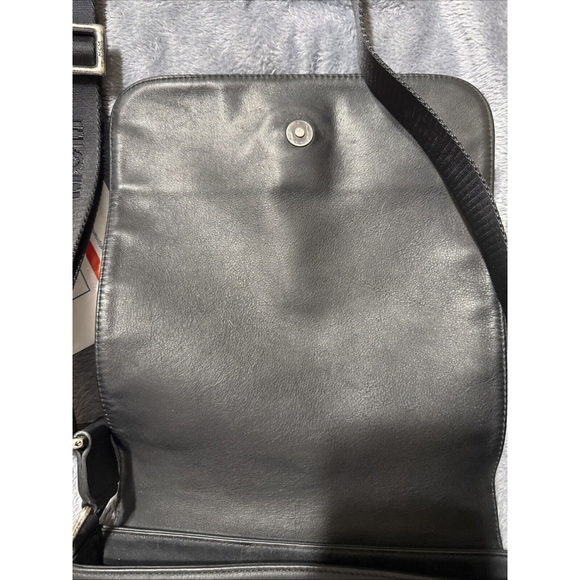 MCM Crossbody Leather Black Messenger Handbag Unisex - Picture 12 of 17